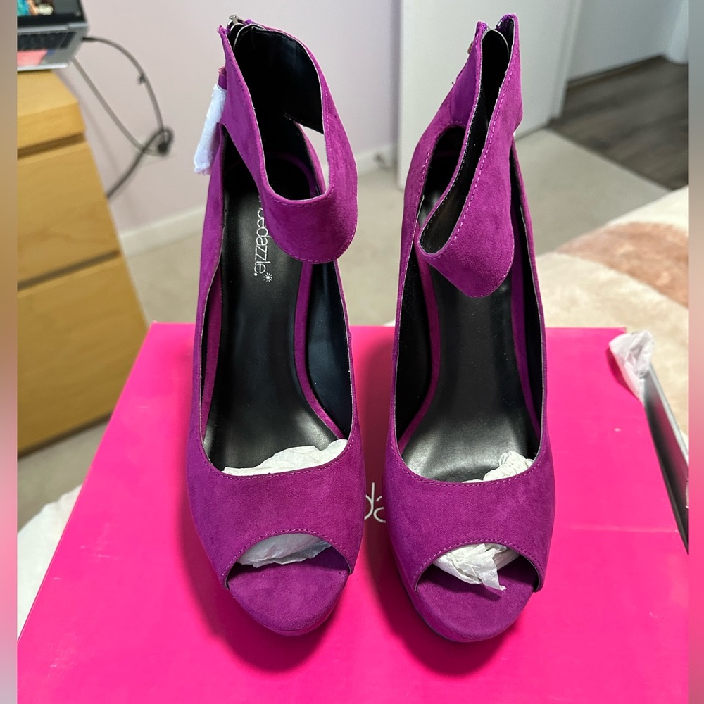 Purple wedges
